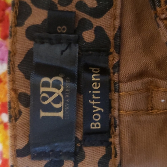 L & B Boyfriend Leopard Pants with Sequin Detail Size 8 - Picture 5 of 5